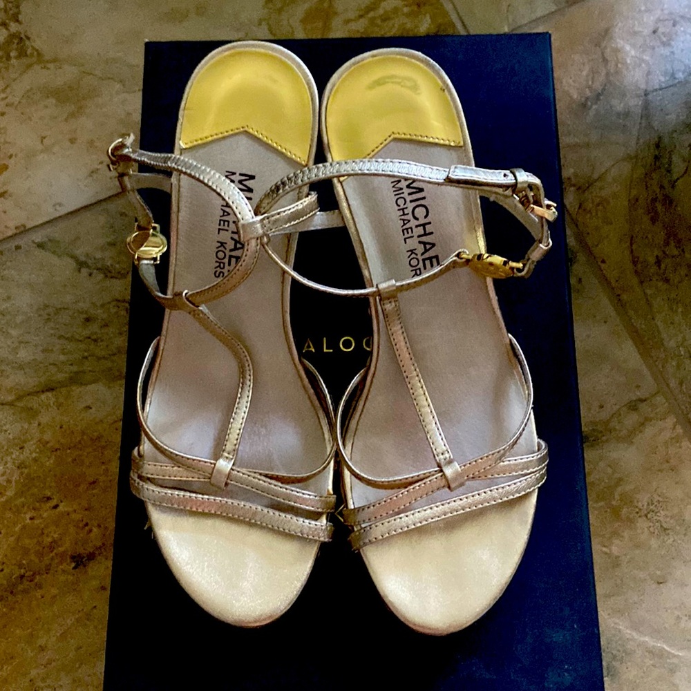 Michael Kors Pale Gold wedge  sandles  7,  4 inch rope wedge great for Summer.